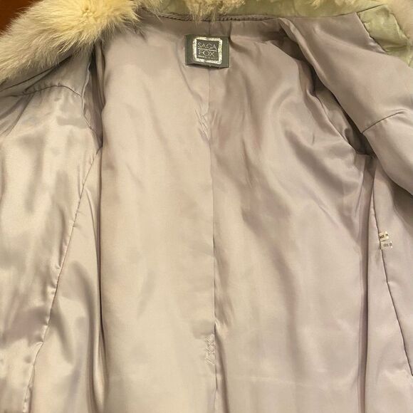 Saga Fox Stroller Coat. Size M.  White/Silver Fox.  Mandarin Collar.Side Pockets - Picture 12 of 13